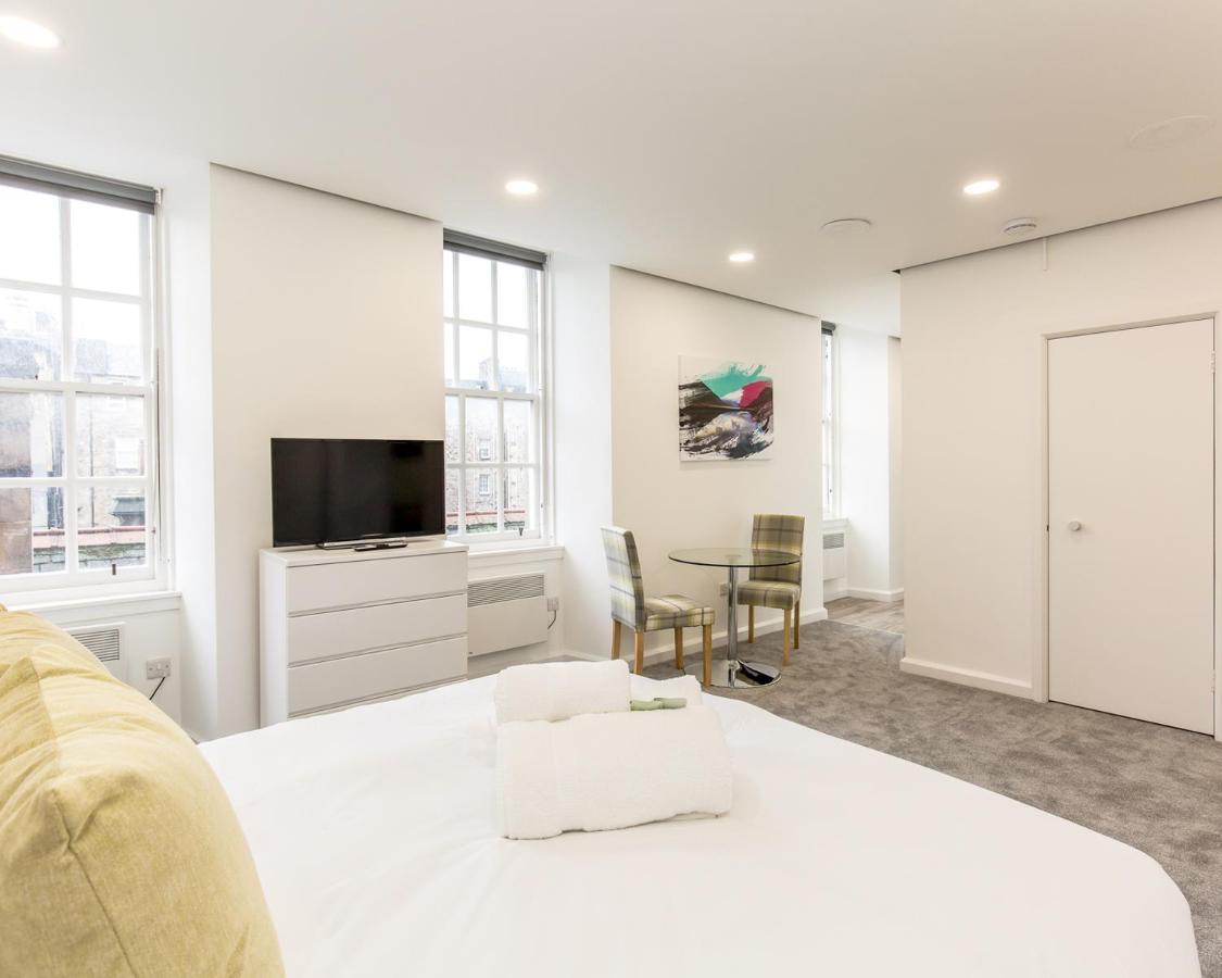 Апартаменти Refurbished Studio Next To The Royal Mile Единбург Екстер'єр фото