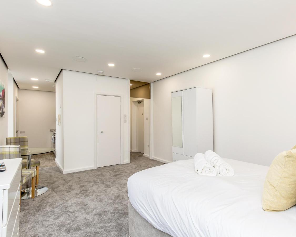 Апартаменти Refurbished Studio Next To The Royal Mile Единбург Екстер'єр фото